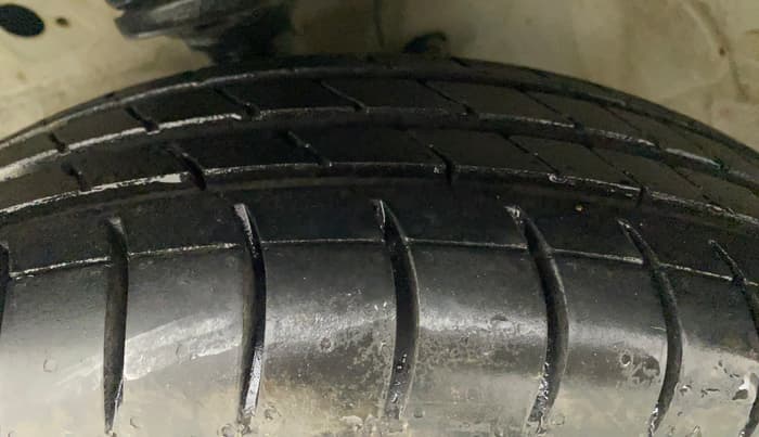 2018 Maruti Wagon R 1.0 VXI AMT, Petrol, Automatic, 55,821 km, Left Front Tyre Tread