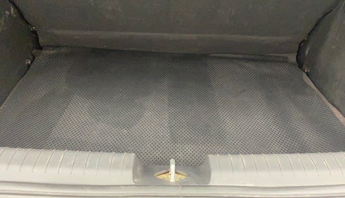 2016 Hyundai Elite i20 MAGNA 1.2, Petrol, Manual, 1,46,409 km, Boot Inside