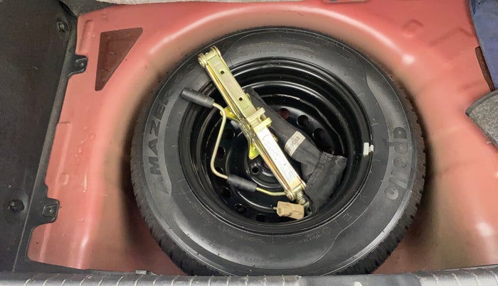 2016 Hyundai Elite i20 MAGNA 1.2, Petrol, Manual, 1,46,409 km, Spare Tyre