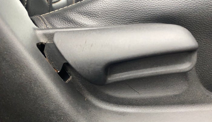 2016 Maruti Swift VDI (O), Diesel, Manual, 73,930 km, Driver Side Adjustment Panel