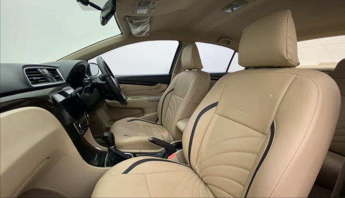 2017 Maruti Ciaz DELTA 1.4 AT PETROL, Petrol, Automatic, 36,066 km, Right Side Front Door Cabin