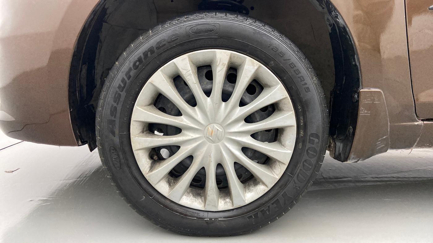 2017 Maruti Ciaz DELTA 1.4 AT PETROL, Petrol, Automatic, 36,066 km, Left Front Wheel
