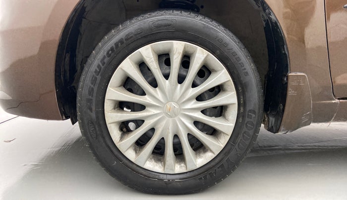 2017 Maruti Ciaz DELTA 1.4 AT PETROL, Petrol, Automatic, 36,066 km, Left Front Wheel