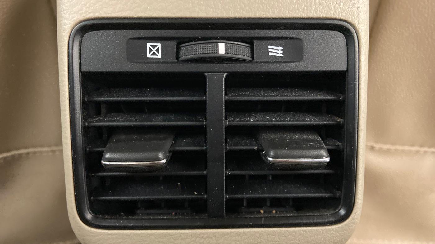 2017 Maruti Ciaz DELTA 1.4 AT PETROL, Petrol, Automatic, 36,066 km, Rear AC Vents