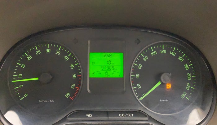 2014 Skoda Rapid AMBITION 1.6 TDI CR MT PLUS, Diesel, Manual, 97,989 km, Odometer Image