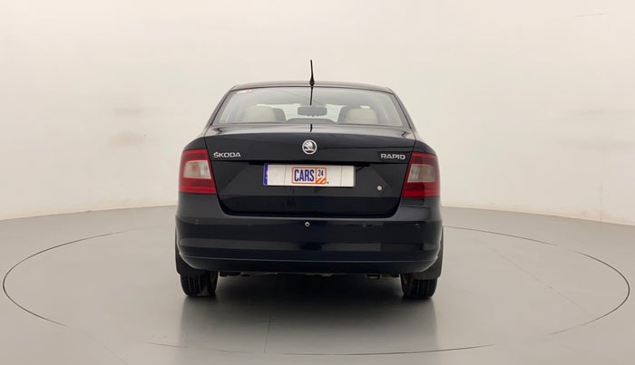 2014 Skoda Rapid AMBITION 1.6 TDI CR MT PLUS, Diesel, Manual, 97,989 km, Back/Rear