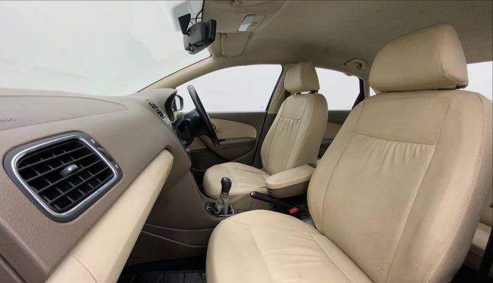 2014 Skoda Rapid AMBITION 1.6 TDI CR MT PLUS, Diesel, Manual, 97,989 km, Right Side Front Door Cabin