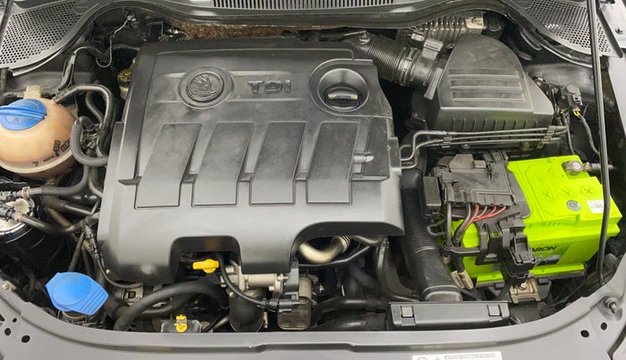 2014 Skoda Rapid AMBITION 1.6 TDI CR MT PLUS, Diesel, Manual, 97,989 km, Open Bonet