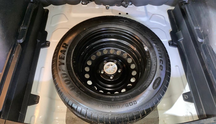 2021 KIA SELTOS HTK PLUS 1.5, Petrol, Manual, 30,275 km, Spare Tyre