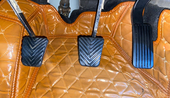 2021 KIA SELTOS HTK PLUS 1.5, Petrol, Manual, 30,275 km, Pedals