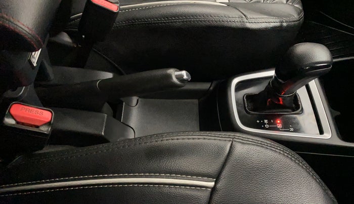 2018 Maruti Swift ZXI AMT, Petrol, Automatic, 40,025 km, Gear Lever