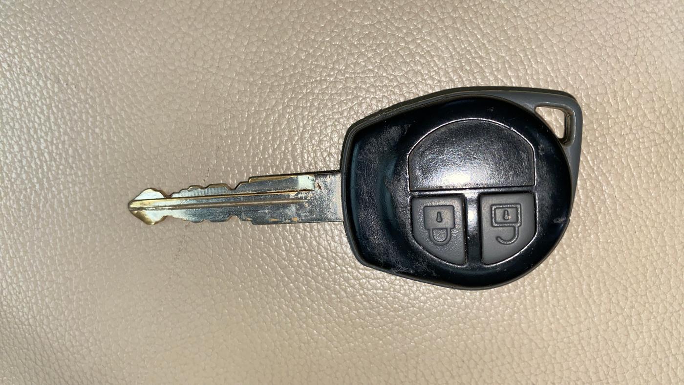 2013 Maruti Wagon R 1.0 VXI, Petrol, Manual, 57,715 km, Key Close Up