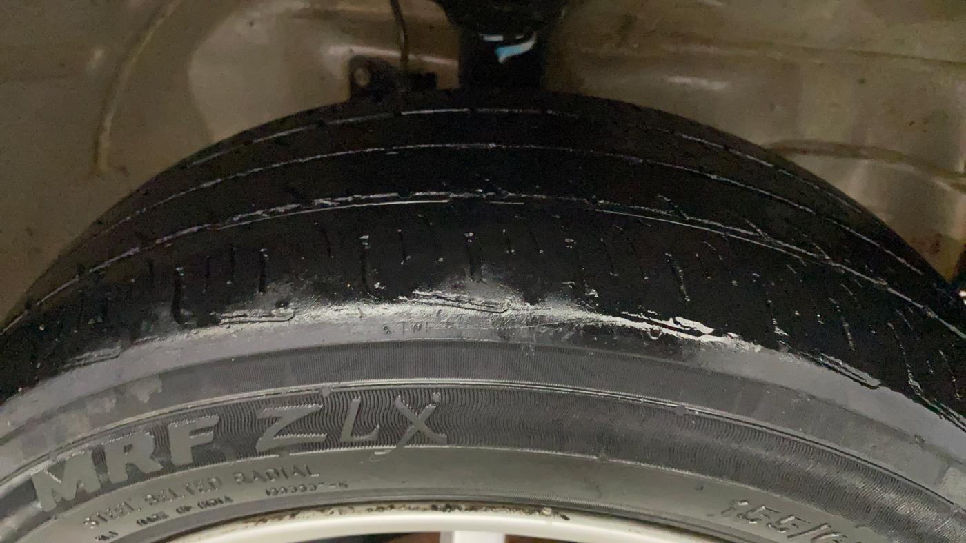 2013 Maruti Wagon R 1.0 VXI, Petrol, Manual, 57,715 km, Right Front Tyre Tread