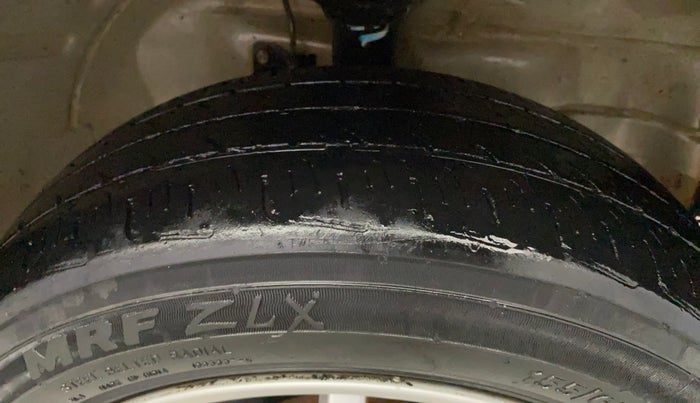 2013 Maruti Wagon R 1.0 VXI, Petrol, Manual, 57,715 km, Right Front Tyre Tread