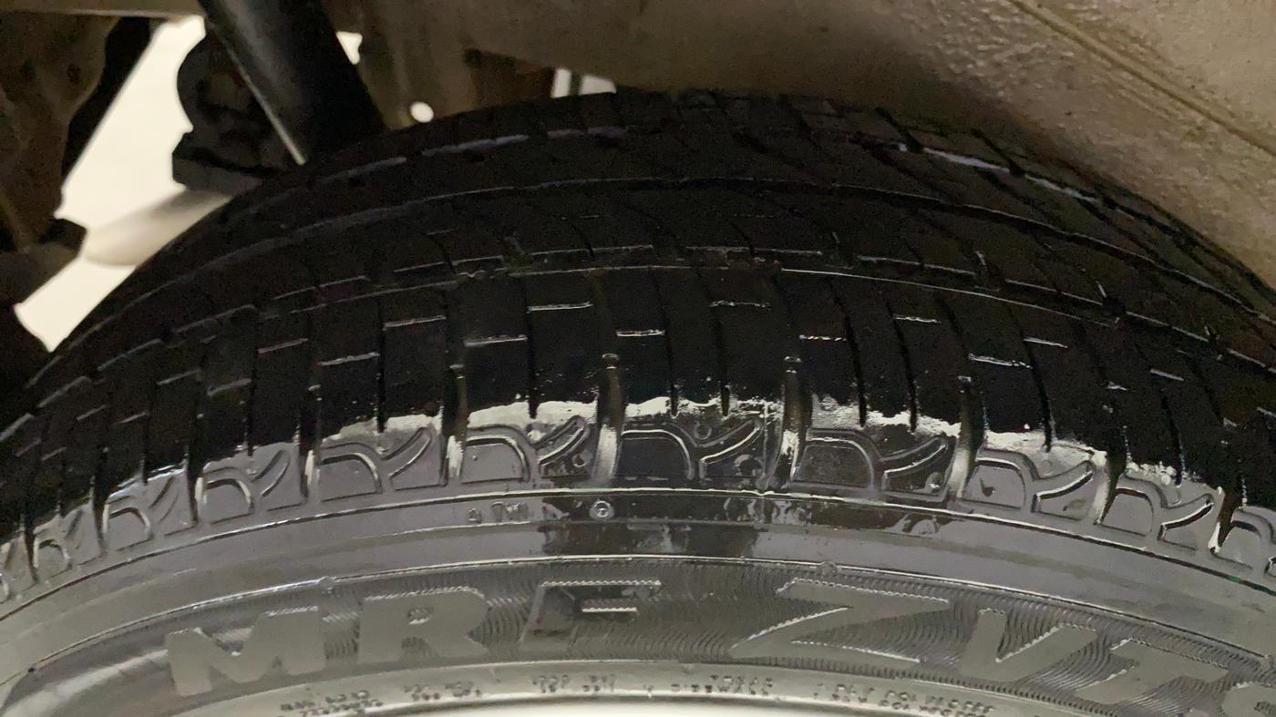 2013 Maruti Wagon R 1.0 VXI, Petrol, Manual, 57,715 km, Right Rear Tyre Tread