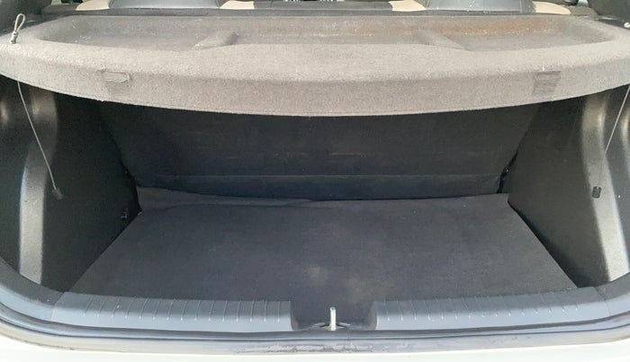 2017 Hyundai Elite i20 SPORTZ 1.2, Petrol, Manual, 76,964 km, Boot Inside