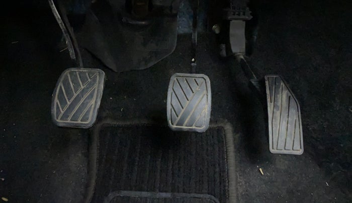 2020 Maruti XL6 ZETA SHVS, Petrol, Manual, 22,879 km, Pedals