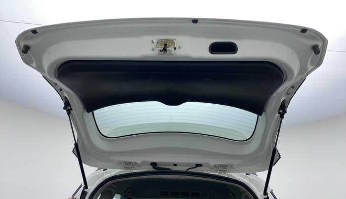 2020 Maruti XL6 ZETA SHVS, Petrol, Manual, 22,879 km, Boot Door Open