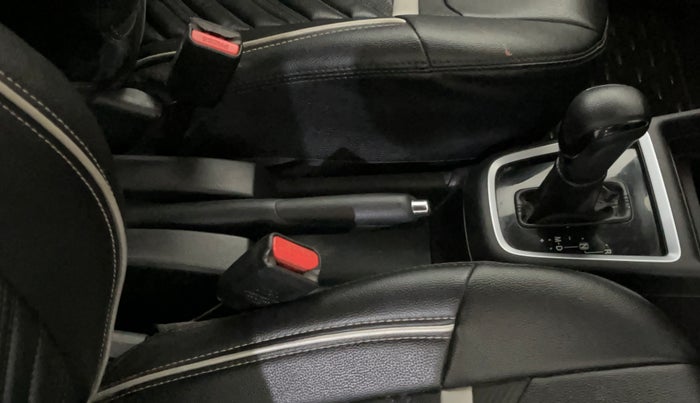 2018 Maruti Swift VXI AMT, Petrol, Automatic, 17,286 km, Gear Lever