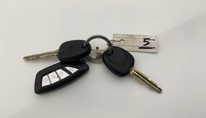 2018 Hyundai Elite i20 MAGNA EXECUTIVE 1.2, Petrol, Manual, 84,855 km, Key Close Up