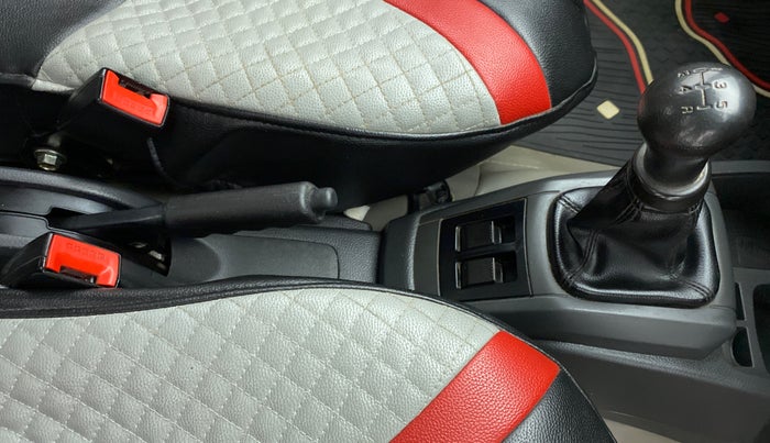 2017 Maruti Alto 800 LXI, Petrol, Manual, 71,159 km, Gear Lever