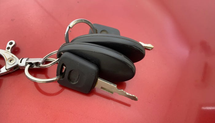 2016 Datsun Redi Go T (O), Petrol, Manual, 42,701 km, Key Close Up