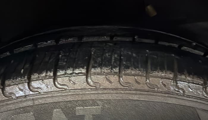 2021 Hyundai AURA S 1.2 CNG, CNG, Manual, 93,958 km, Right Rear Tyre Tread