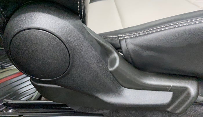 2023 Maruti Celerio VXI CNG, CNG, Manual, 2,549 km, Driver Side Adjustment Panel