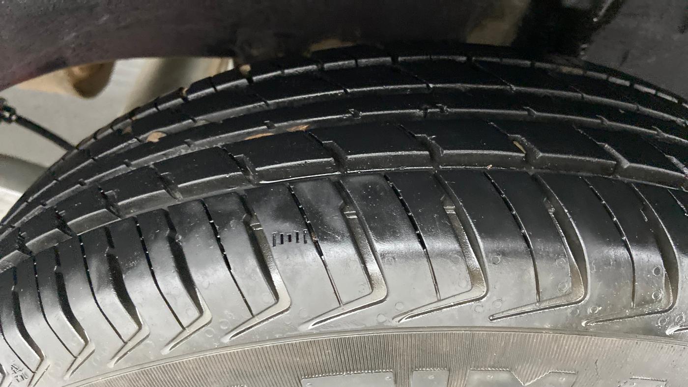 2018 Renault Kwid RXL, Petrol, Manual, 21,437 km, Left Rear Tyre Tread