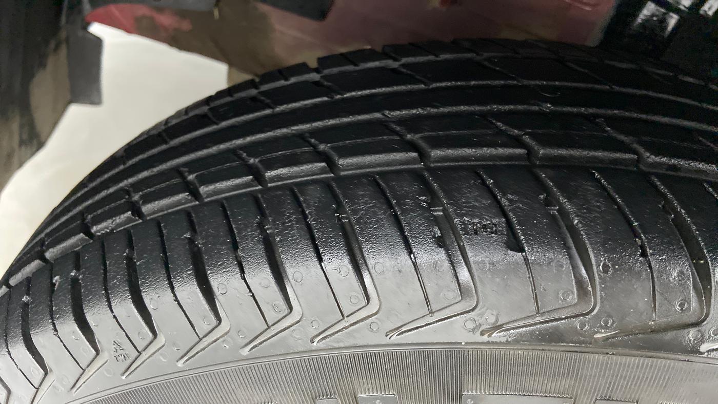 2018 Renault Kwid RXL, Petrol, Manual, 21,437 km, Left Front Tyre Tread