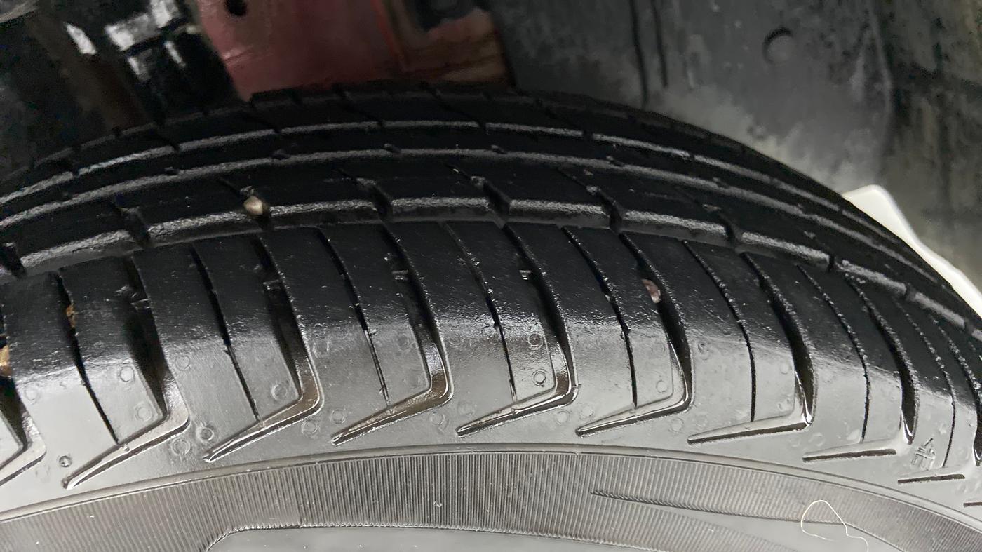 2018 Renault Kwid RXL, Petrol, Manual, 21,437 km, Right Front Tyre Tread