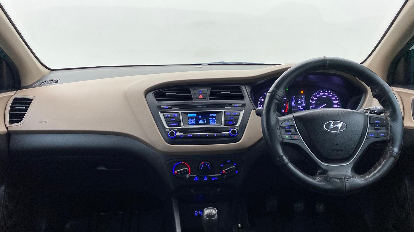 2017 Hyundai Elite i20 SPORTZ 1.2, Petrol, Manual, 79,599 km, Dashboard