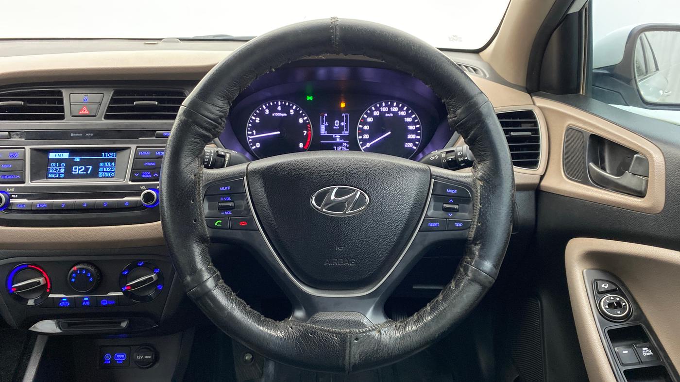 2017 Hyundai Elite i20 SPORTZ 1.2, Petrol, Manual, 79,599 km, Steering Wheel Close Up
