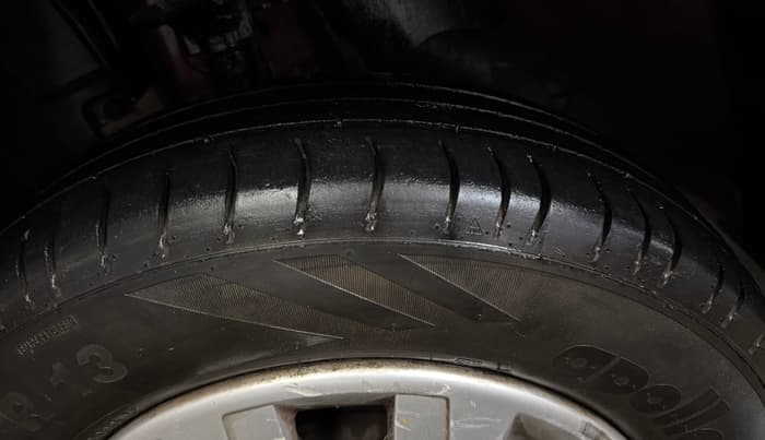 2016 Renault Kwid RXT 0.8, Petrol, Manual, 40,624 km, Left Rear Tyre Tread