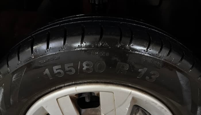 2016 Renault Kwid RXT 0.8, Petrol, Manual, 40,624 km, Right Front Tyre Tread