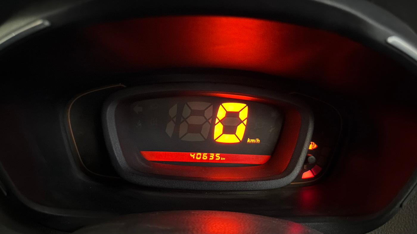 2016 Renault Kwid RXT 0.8, Petrol, Manual, 40,624 km, Odometer Image