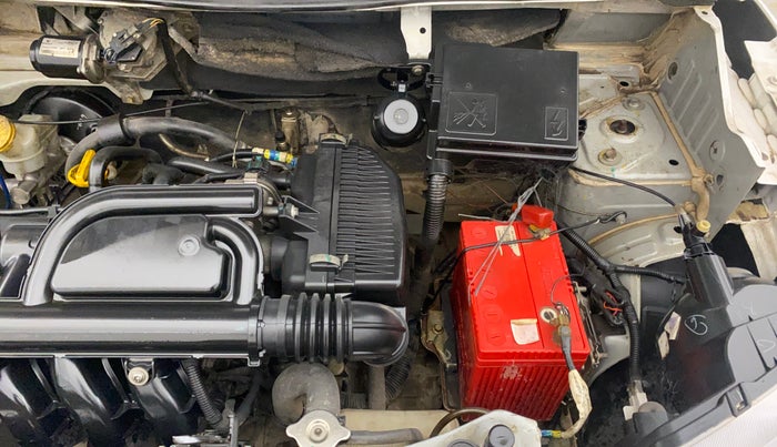 2016 Renault Kwid RXL, Petrol, Manual, 87,789 km, Engine View - Left