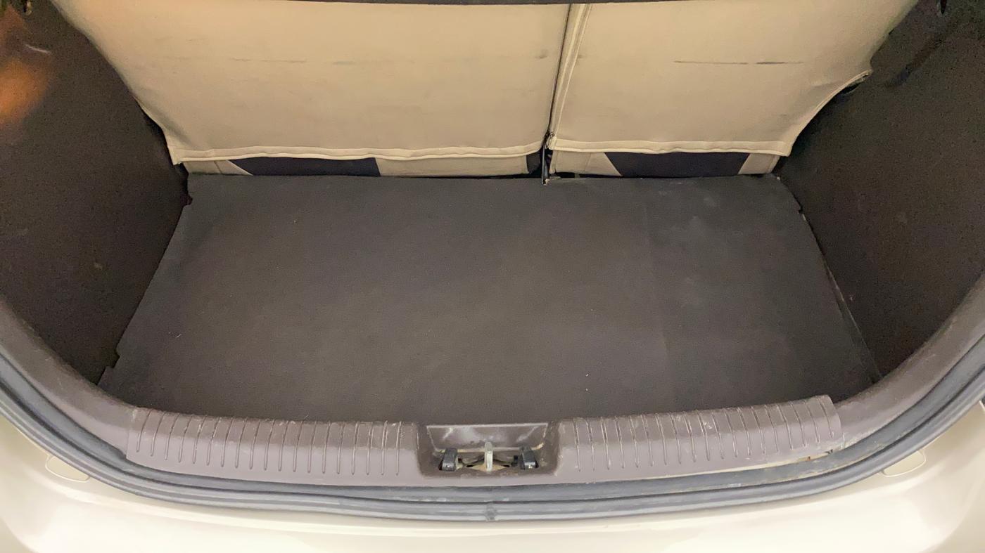 2011 Hyundai i20 SPORTZ (O) 1.2, Petrol, Manual, 38,276 km, Boot Inside