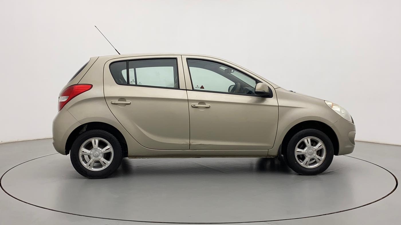 2011 Hyundai i20 SPORTZ (O) 1.2, Petrol, Manual, 38,276 km, Right Side View