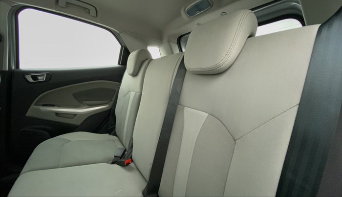 2016 Ford Ecosport 1.5 TREND TI VCT, Petrol, Manual, 39,632 km, Right Side Rear Door Cabin