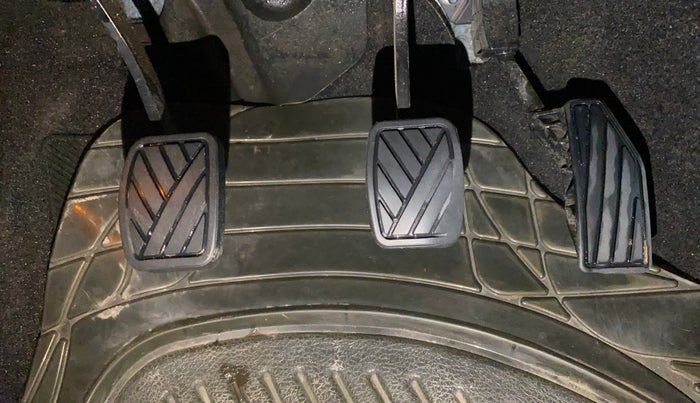 2020 Maruti Baleno ZETA PETROL 1.2, Petrol, Manual, 96,028 km, Pedals