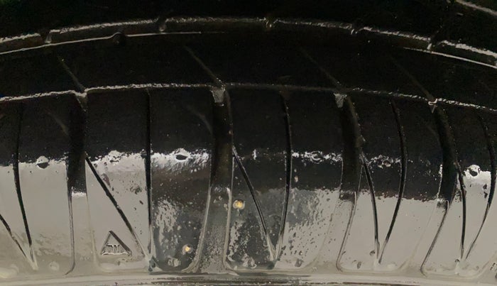 2023 KIA SONET GTX PLUS 1.0 IMT, Petrol, Manual, 22,505 km, Left Front Tyre Tread