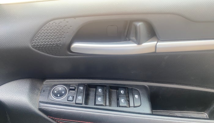 2023 KIA SONET GTX PLUS 1.0 IMT, Petrol, Manual, 22,505 km, Driver Side Door Panels Control
