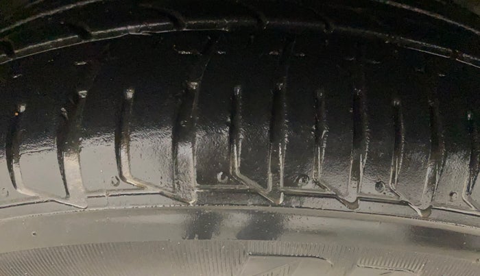 2022 Tata TIGOR XE PETROL, Petrol, Manual, 30,543 km, Right Front Tyre Tread