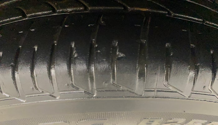 2022 Tata TIGOR XE PETROL, Petrol, Manual, 30,543 km, Left Front Tyre Tread