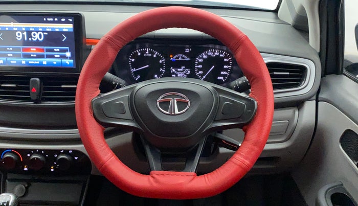 2020 Tata ALTROZ XE PETROL, Petrol, Manual, 61,019 km, Steering Wheel Close Up