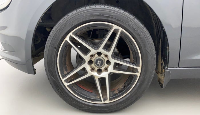 2020 Tata ALTROZ XE PETROL, Petrol, Manual, 61,019 km, Left Front Wheel