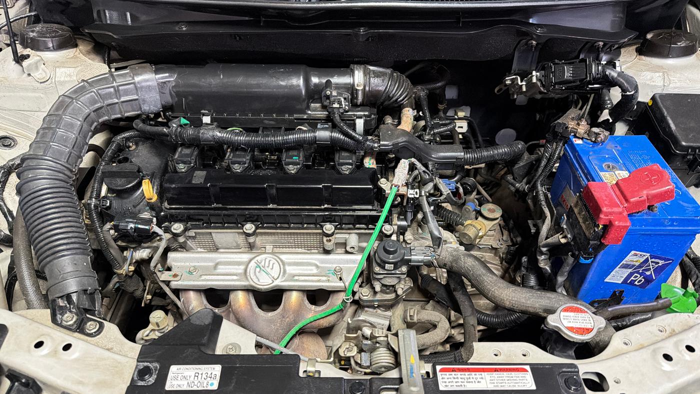 2022 Maruti Swift ZXI, Petrol, Manual, 61,672 km, Engine View