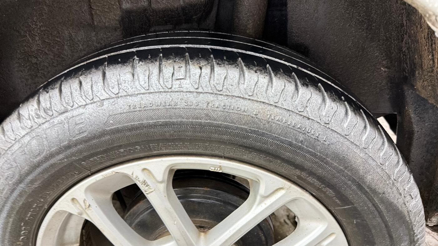 2022 Maruti Swift ZXI, Petrol, Manual, 61,672 km, Left Rear Tyre Tread