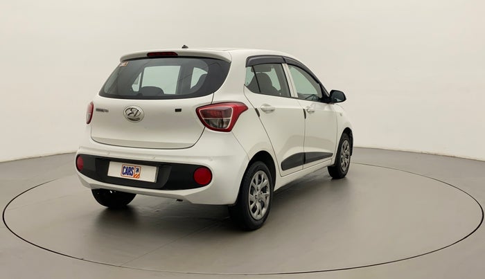 2018 Hyundai Grand i10 MAGNA 1.2 KAPPA VTVT, Petrol, Manual, 42,525 km, Right Back Diagonal